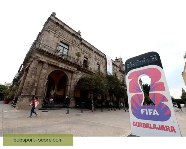 美加墨世界杯：三国联合举办的盛大足球盛宴将如何改变全球赛事格局